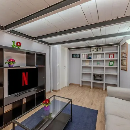 Apartment Acquario A 200m Prestigioso Loft In Centro Con Wifi *